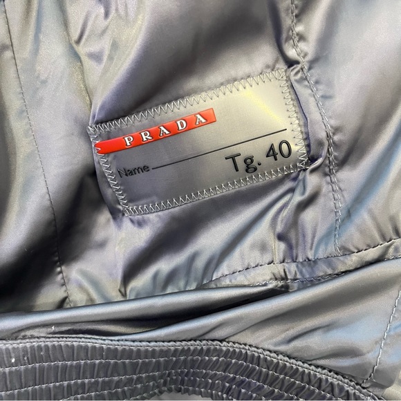 Prada Authentic Silver Gray Short Down Puffer Quilted Fox Fur Hood 40/XS $1500 - Picture 14 of 16